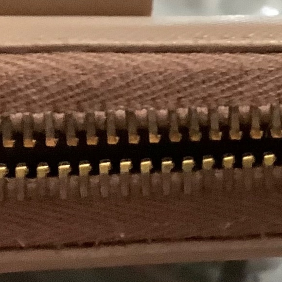 Prada Saffiano Leather Bow Long Zip Wallet - Picture 4 of 14